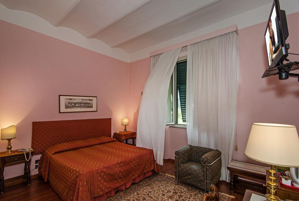 Hotel Rex Lucca Zimmer foto